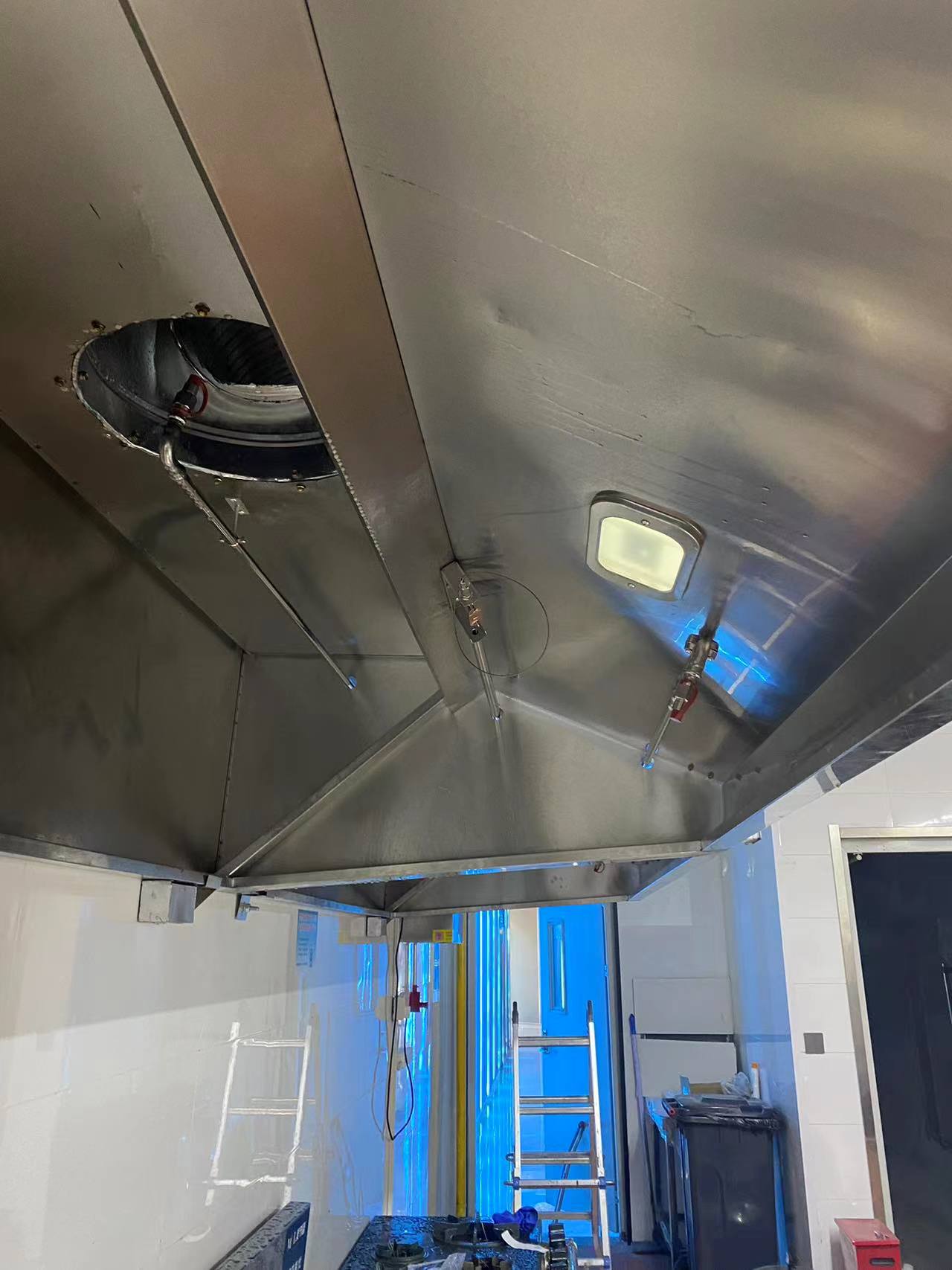 烟罩自动灭火系统